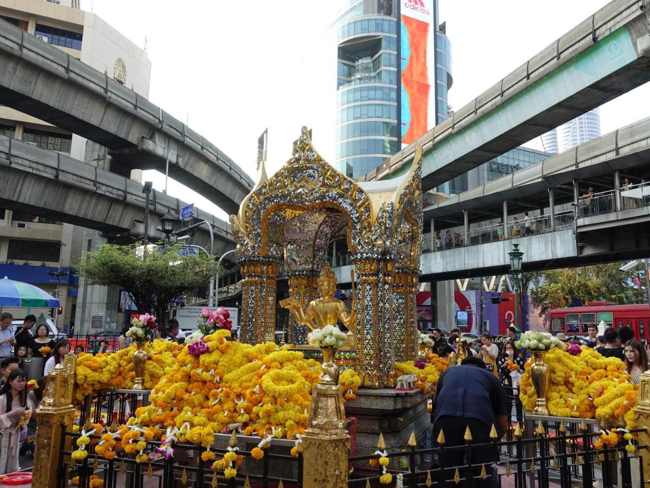 Kowtha Rivertel Bangkok Bagian luar foto